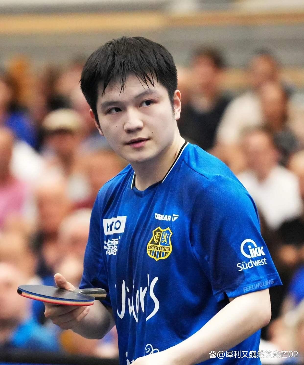 德国足球队在比赛中表现出色，成功晋级四分之一决赛的简单介绍